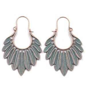 *COSETTA* Vintage Leaf Design Fashion Earrings